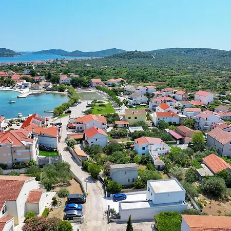 Villa Luma 2 Luxury House On The