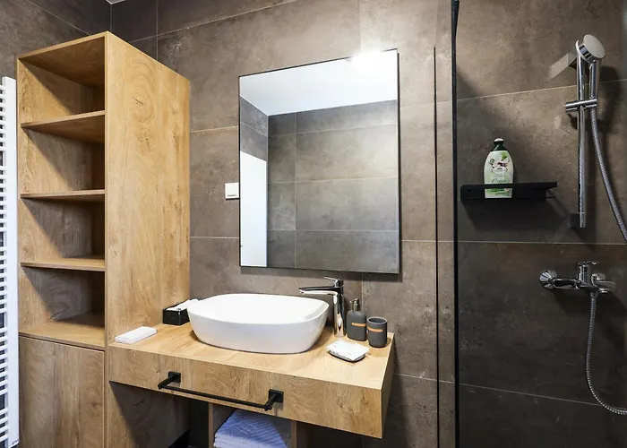 Luma 2 Luxury House On The