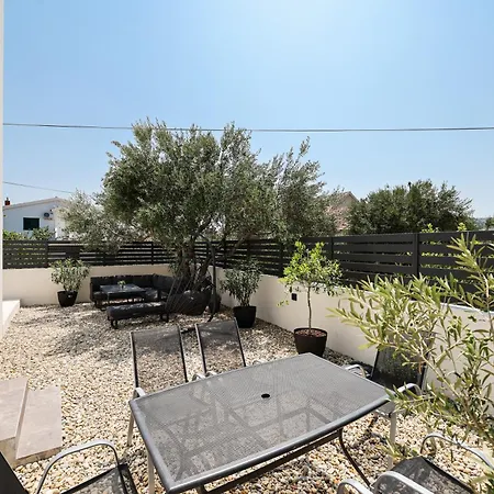 Luma 2 Luxury House On The וילה