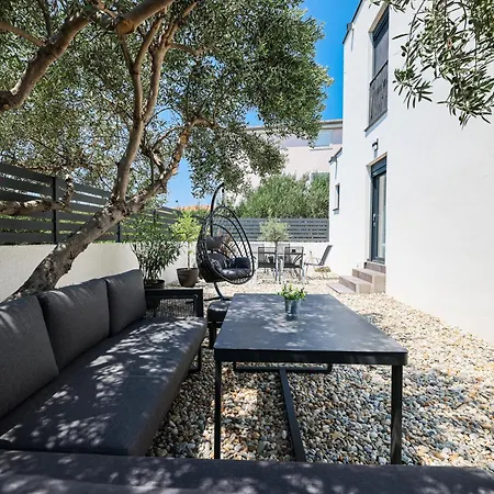 Luma 2 Luxury House On The * מורטר